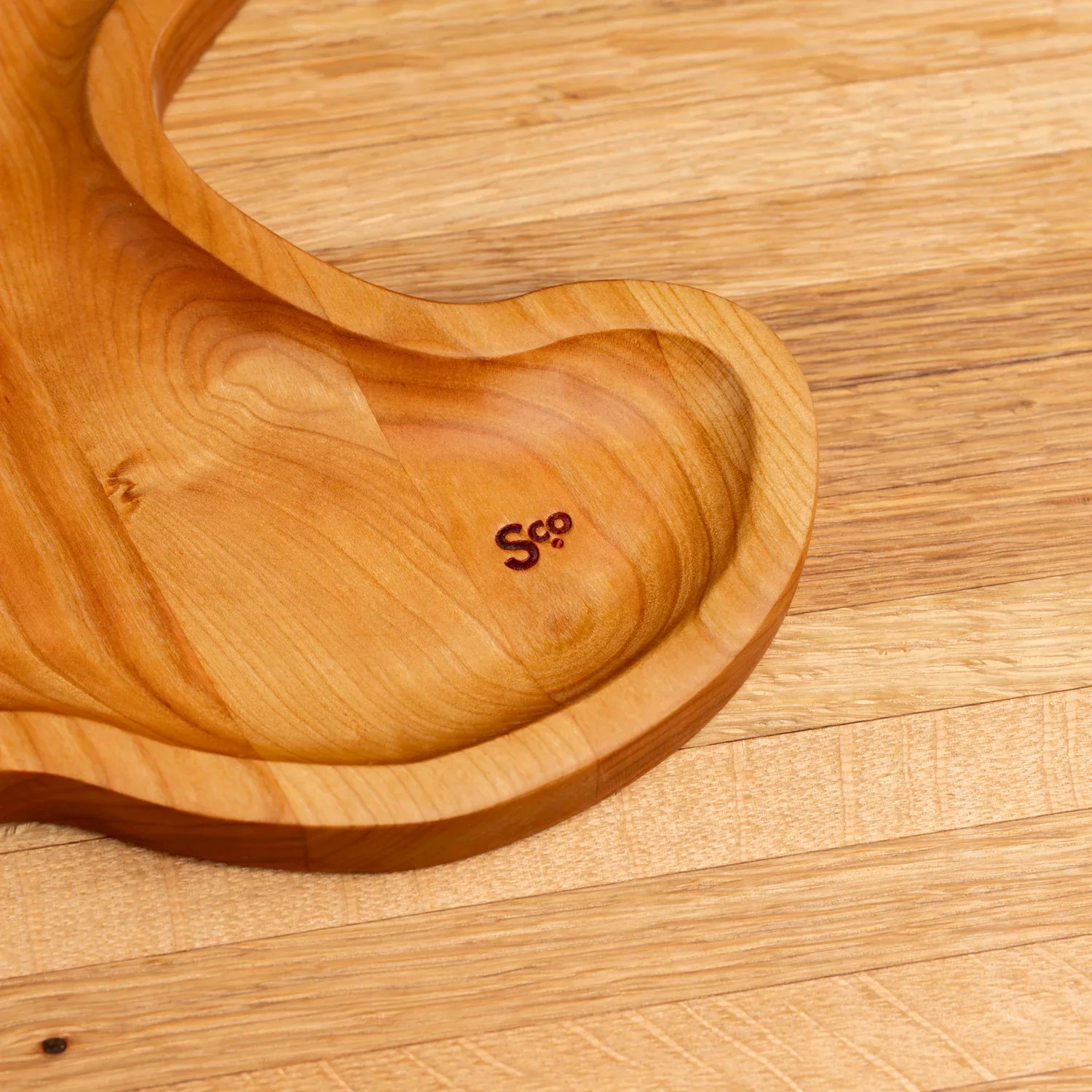 Cherry Gingerbread Man Carving Board - Image 5