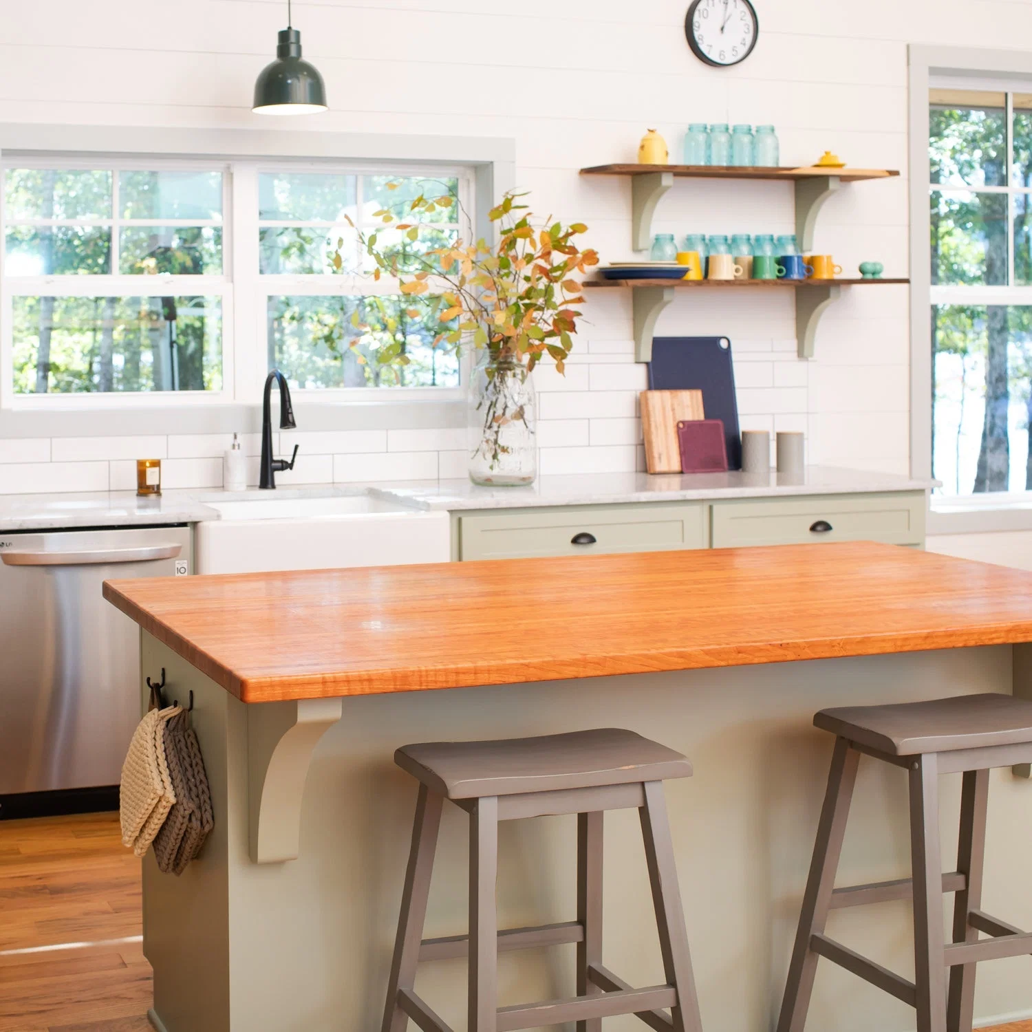 Cherry Island Top Polyurethane Finish - Image 3