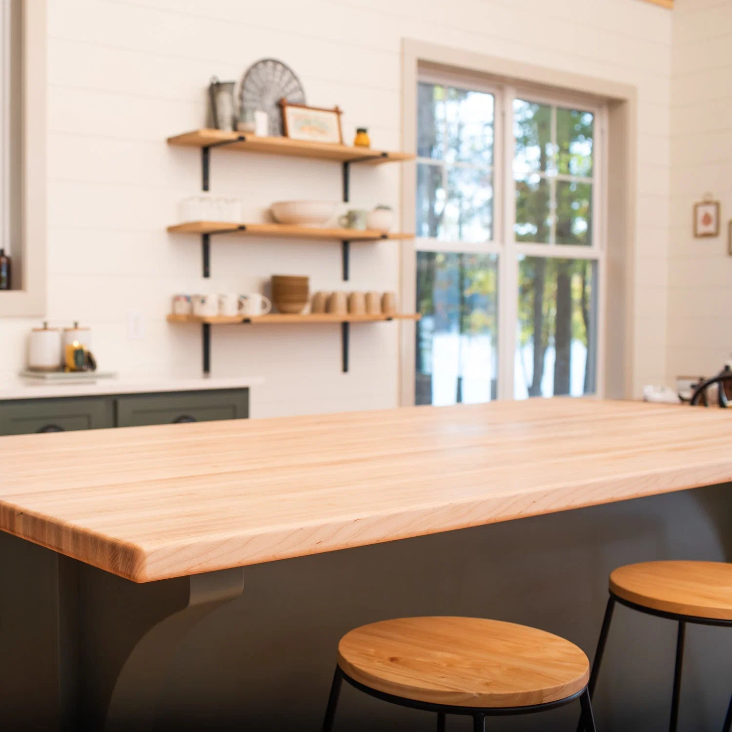 Maple Island Top Polyurethane Finish - Image 4