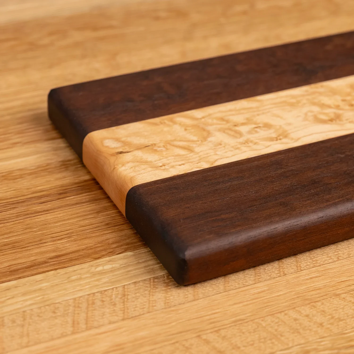 Peruvian Walnut and Birdseye Maple Serving Board - Image 3