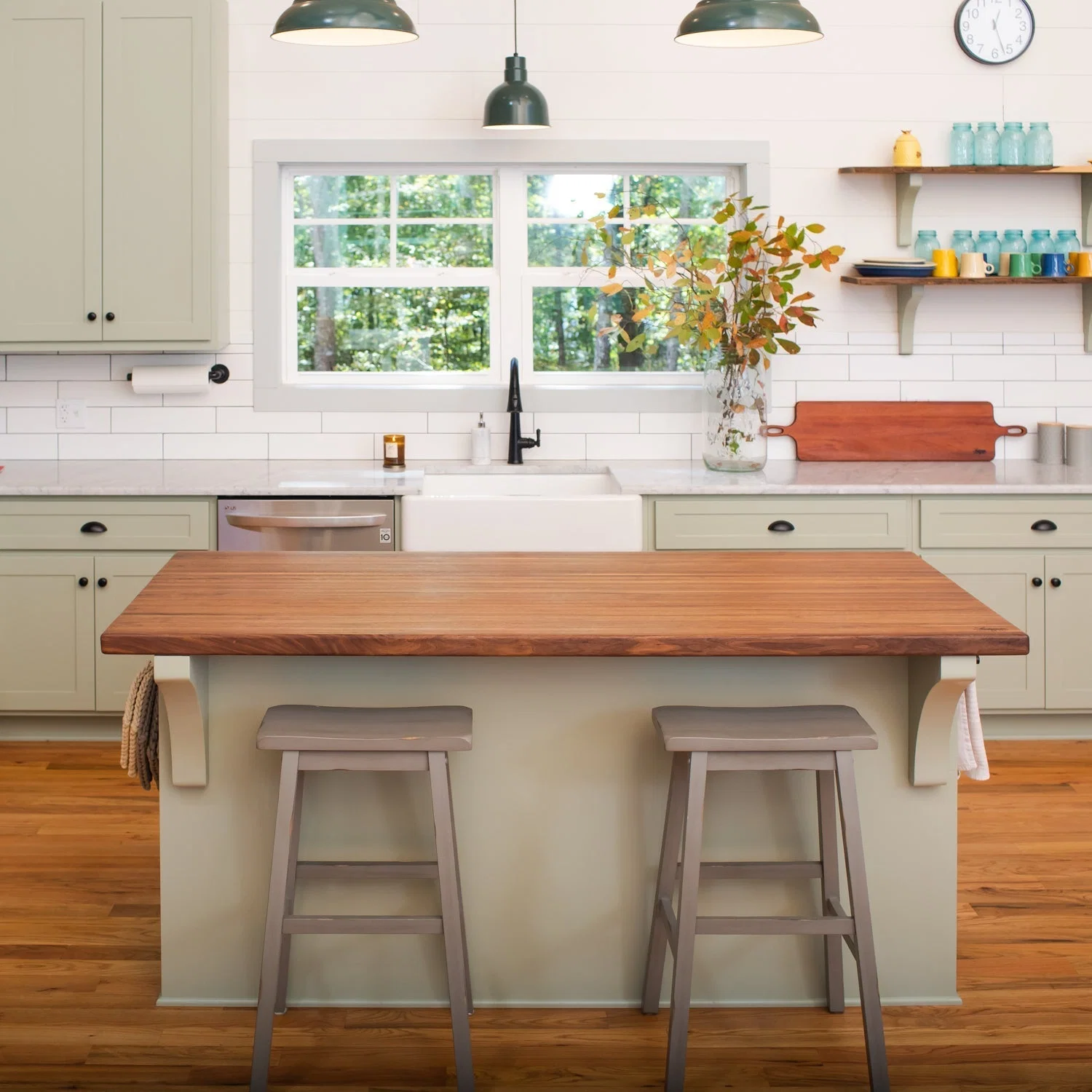 Walnut Island Top Oil Finish - Image 4