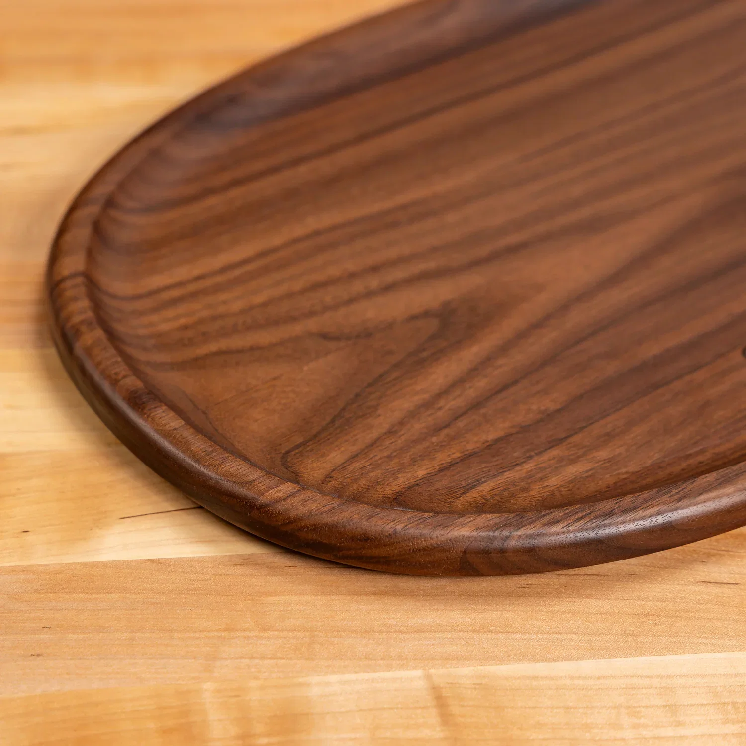 Walnut Oval Carving Board - Image 7